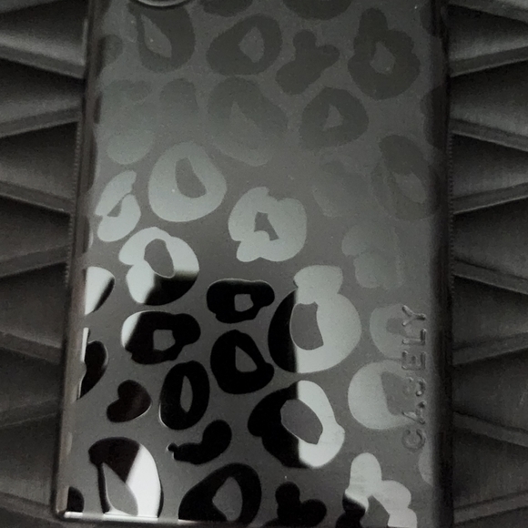 Casely S22 Ultra phone case - Picture 2 of 3